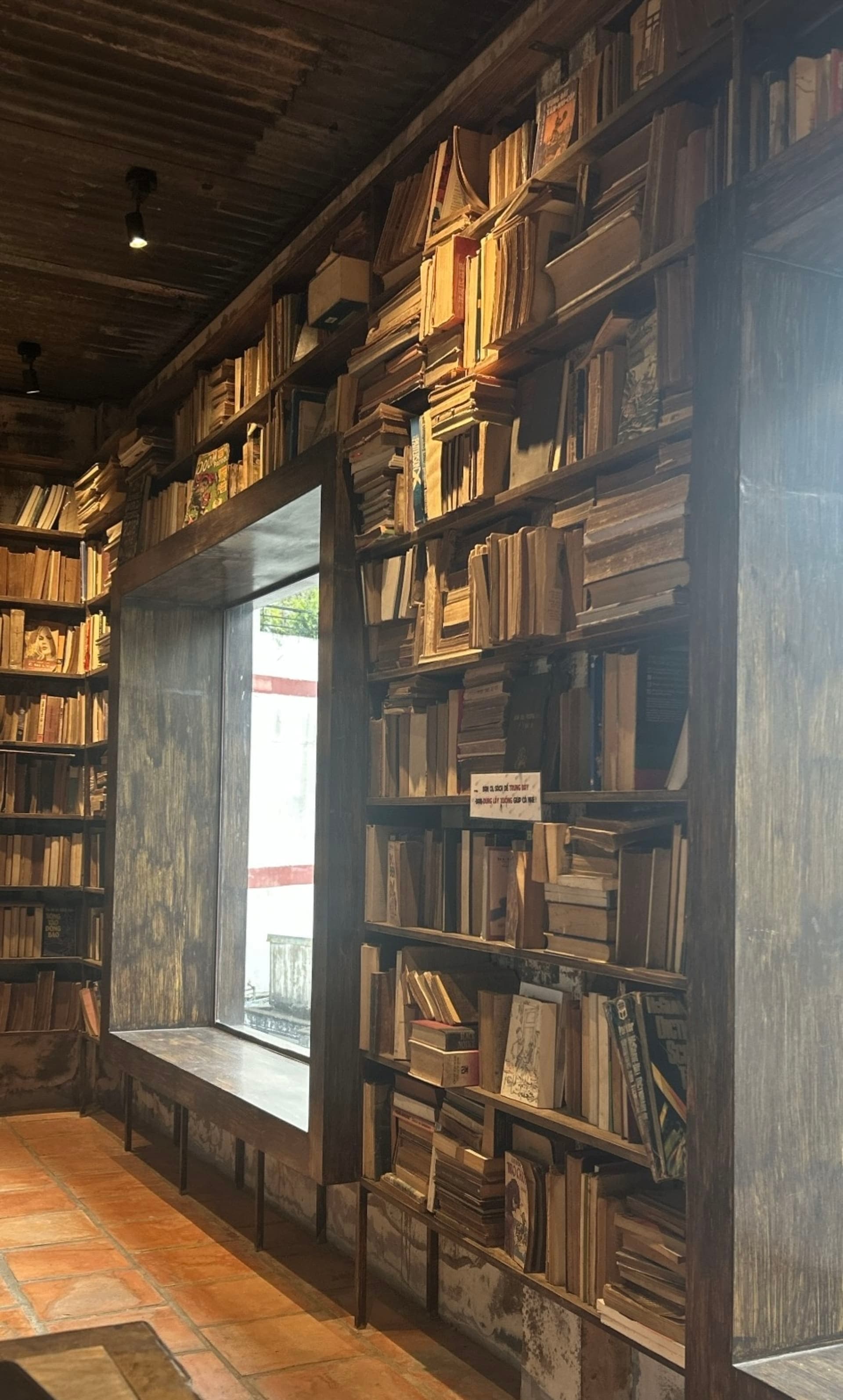 hovanhoa | gallery image