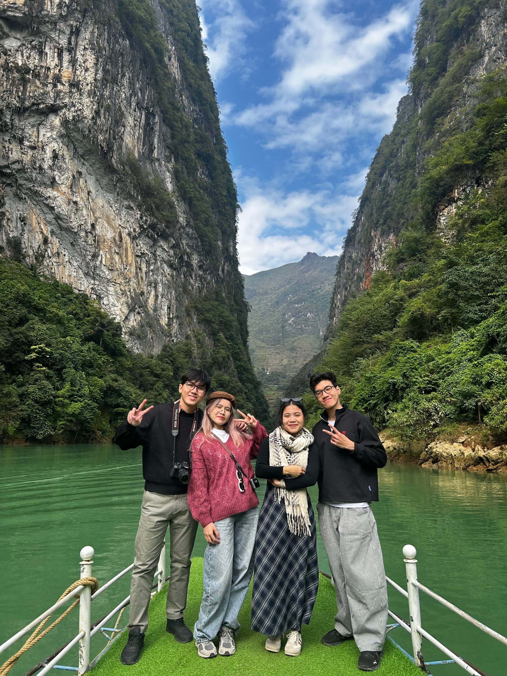 hovanhoa | gallery image