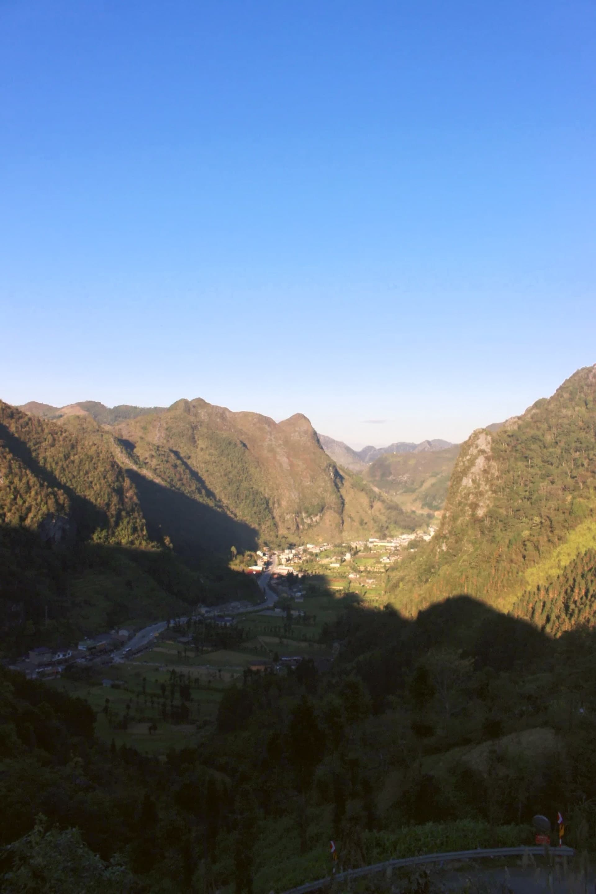 hovanhoa | gallery image