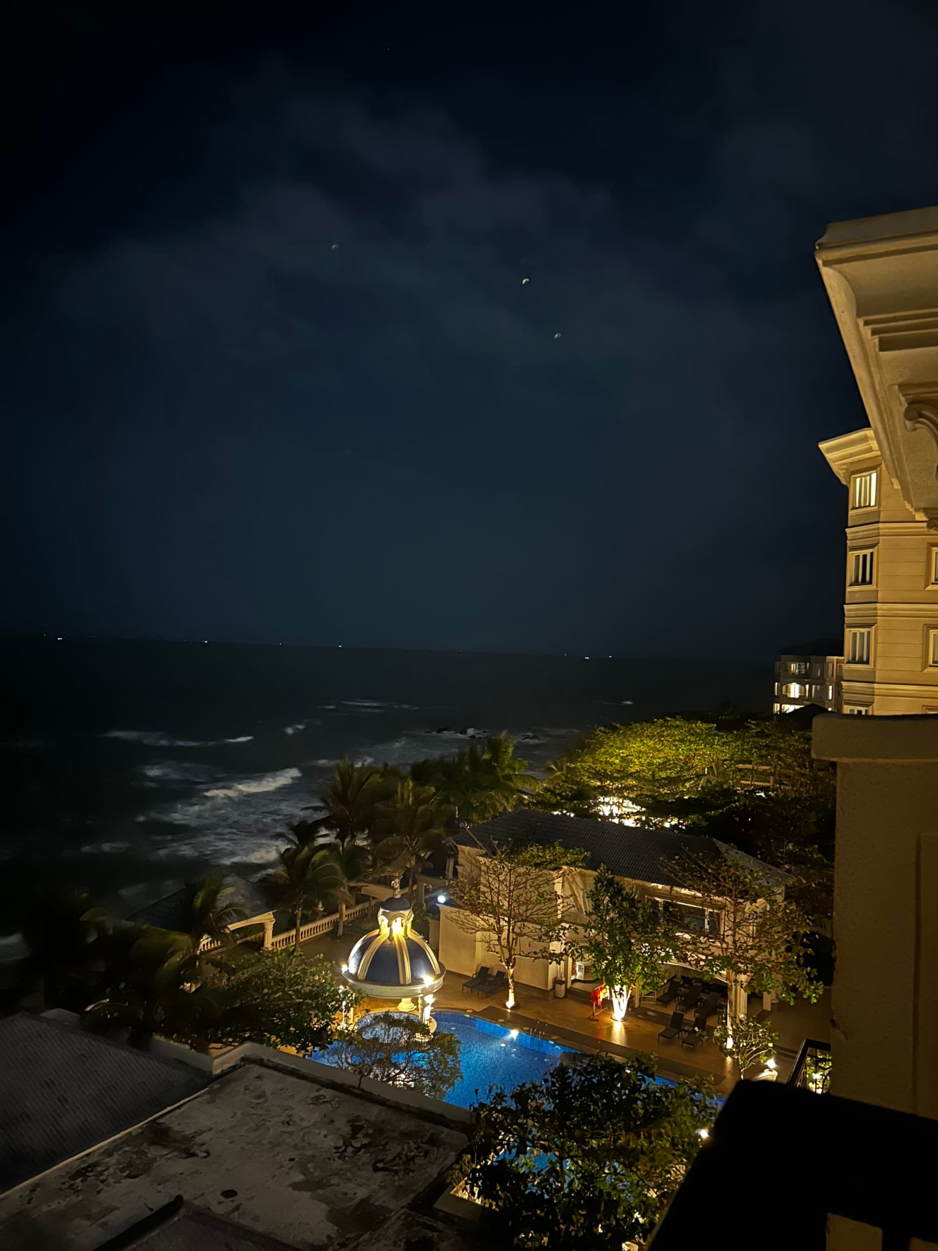 hovanhoa | gallery image