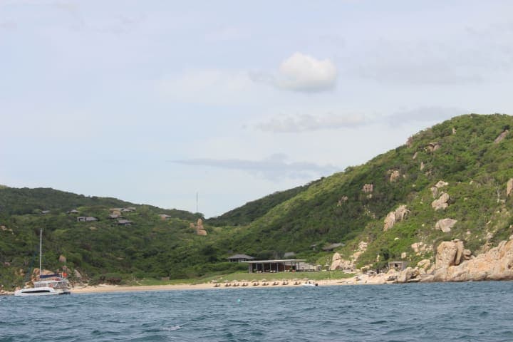 hovanhoa | gallery